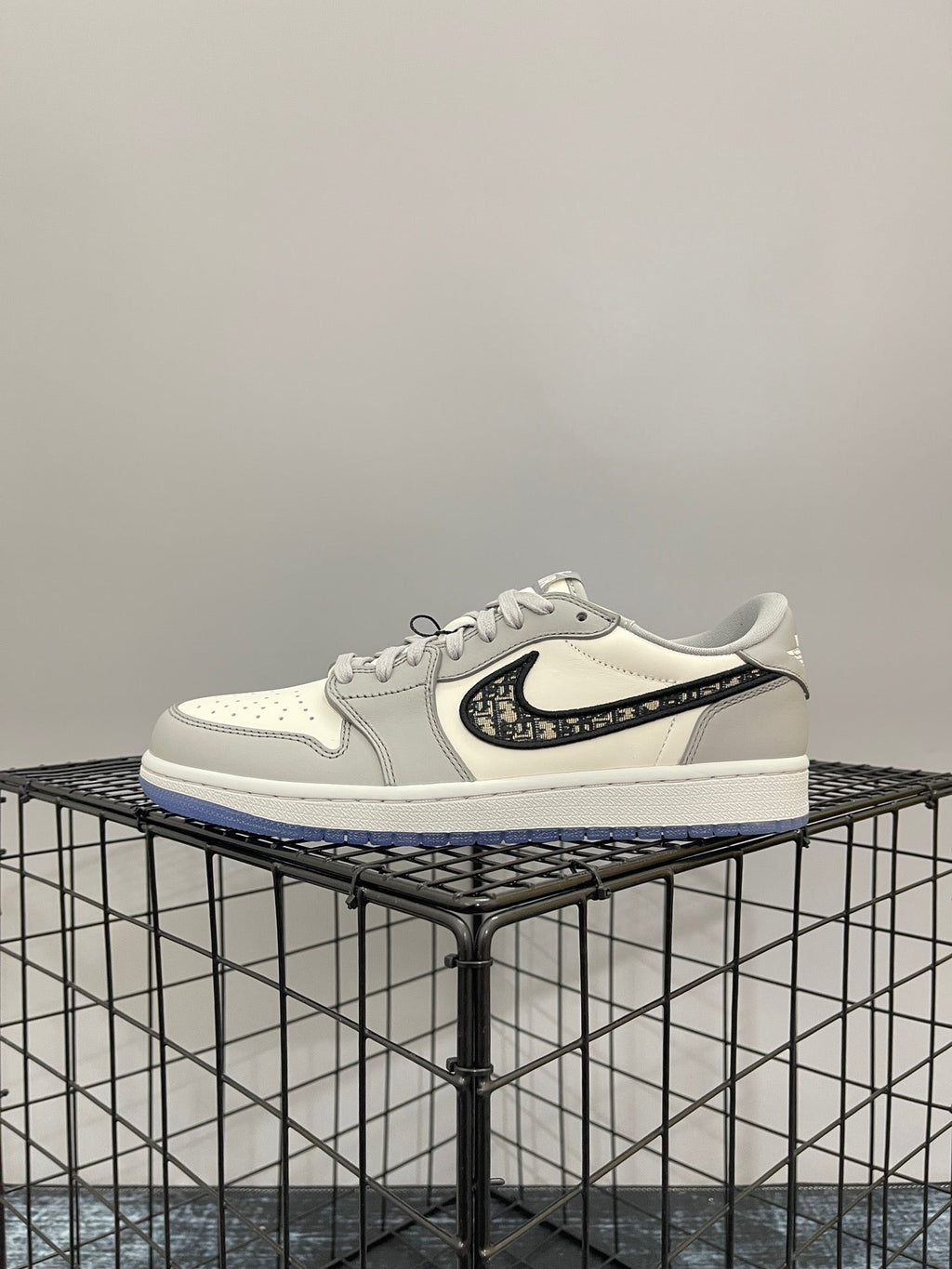 AJ1 Low Dior